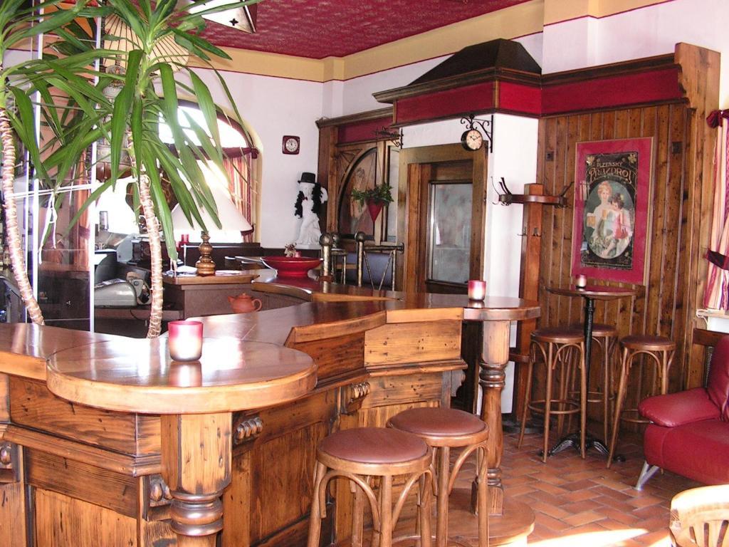 Hotel Sternen Ленцкирх Экстерьер фото